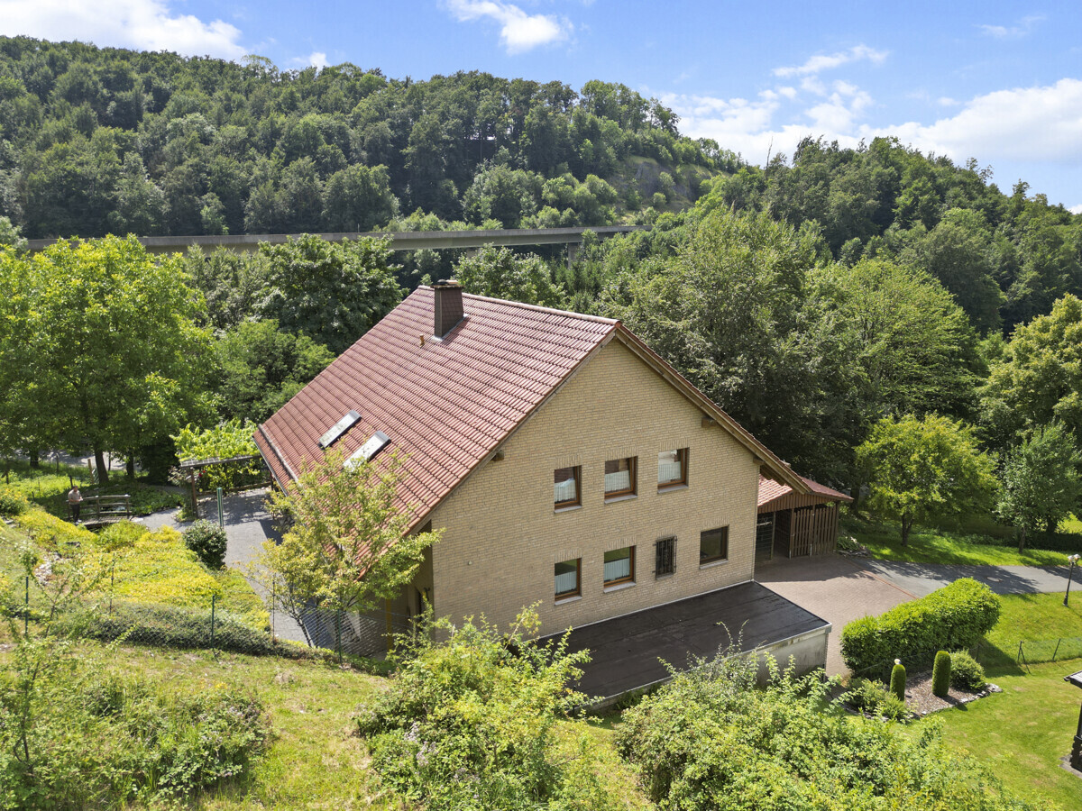 Drohnenansicht Haus & Garten