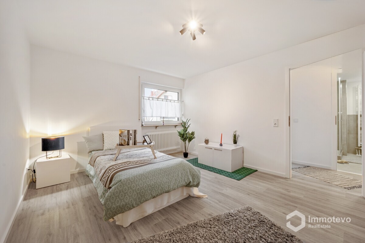 Geräumiges Schlafzimmer