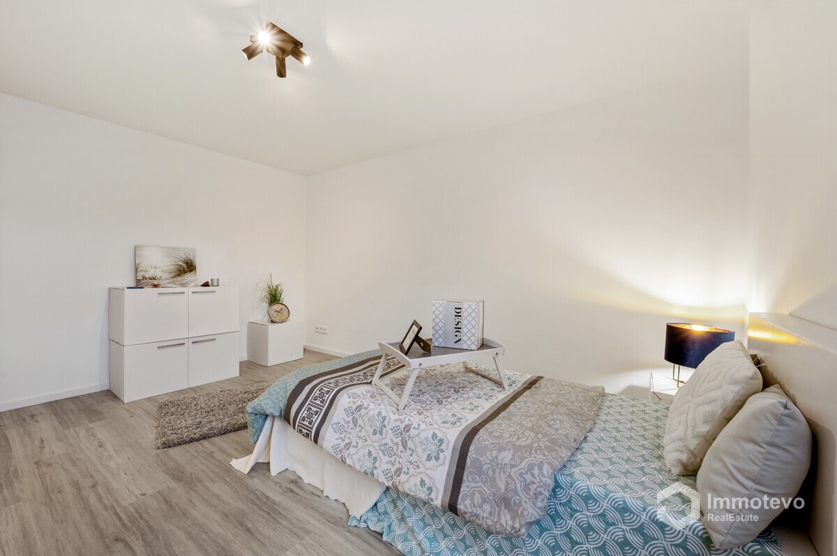 Geräumiges Schlafzimmer