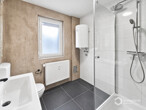Badezimmer weitere Ansicht