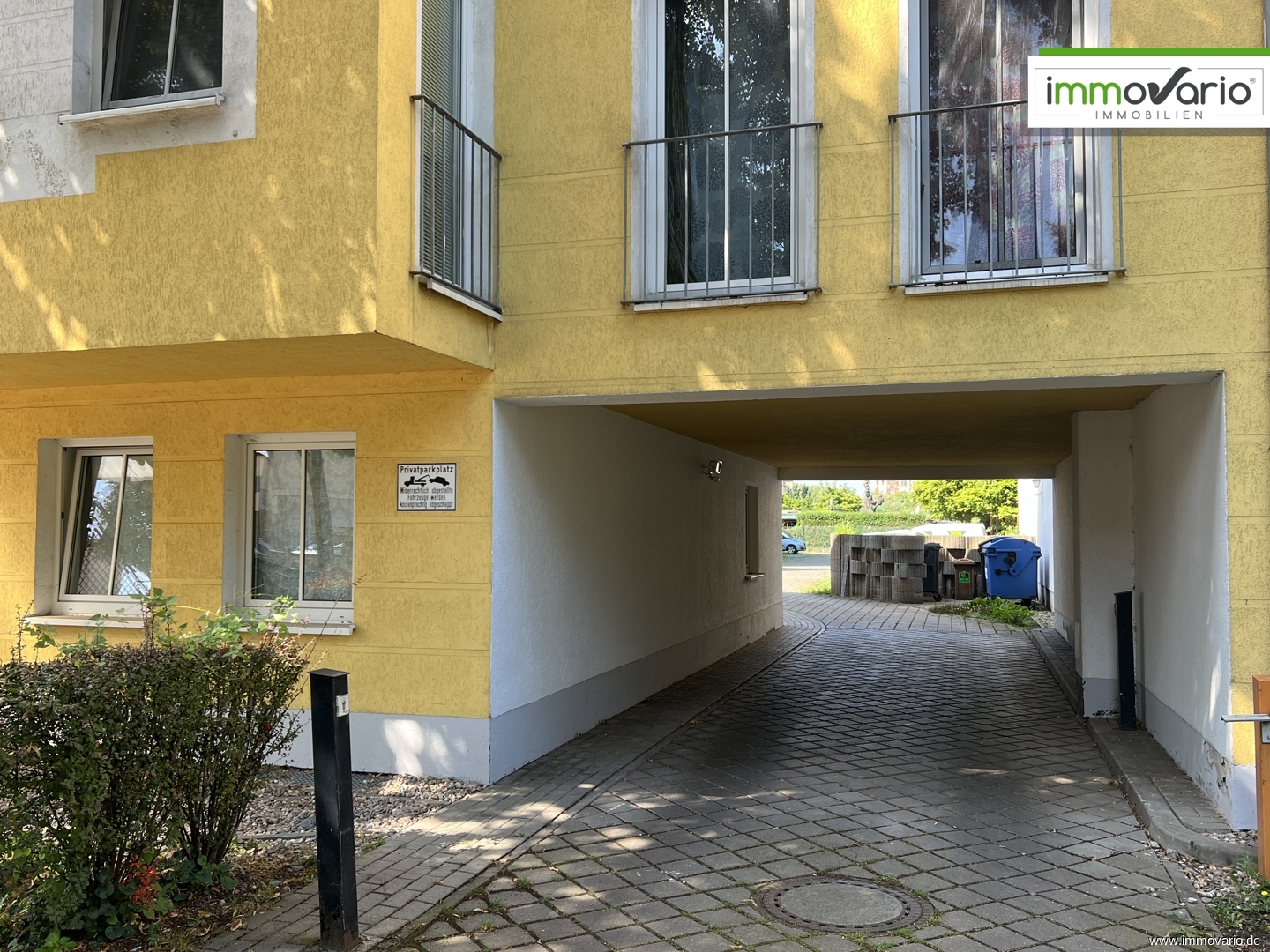 Schöne, ruhig gelegene 3-Zimmer-Wohnung mit Tageslichtbad, Wanne und Dusche. Stellplatz möglich! - Foto 2