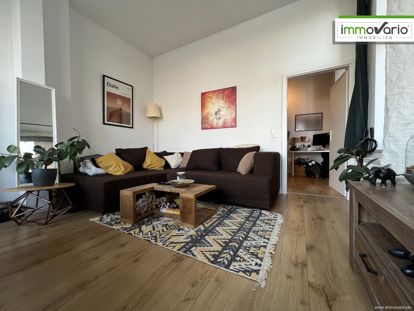 Wohnen in der Altstadt. Schöne 2-Raum-Wohnung in Hochparterre mit Wanne, Balkon und Einbauküche - Foto 1