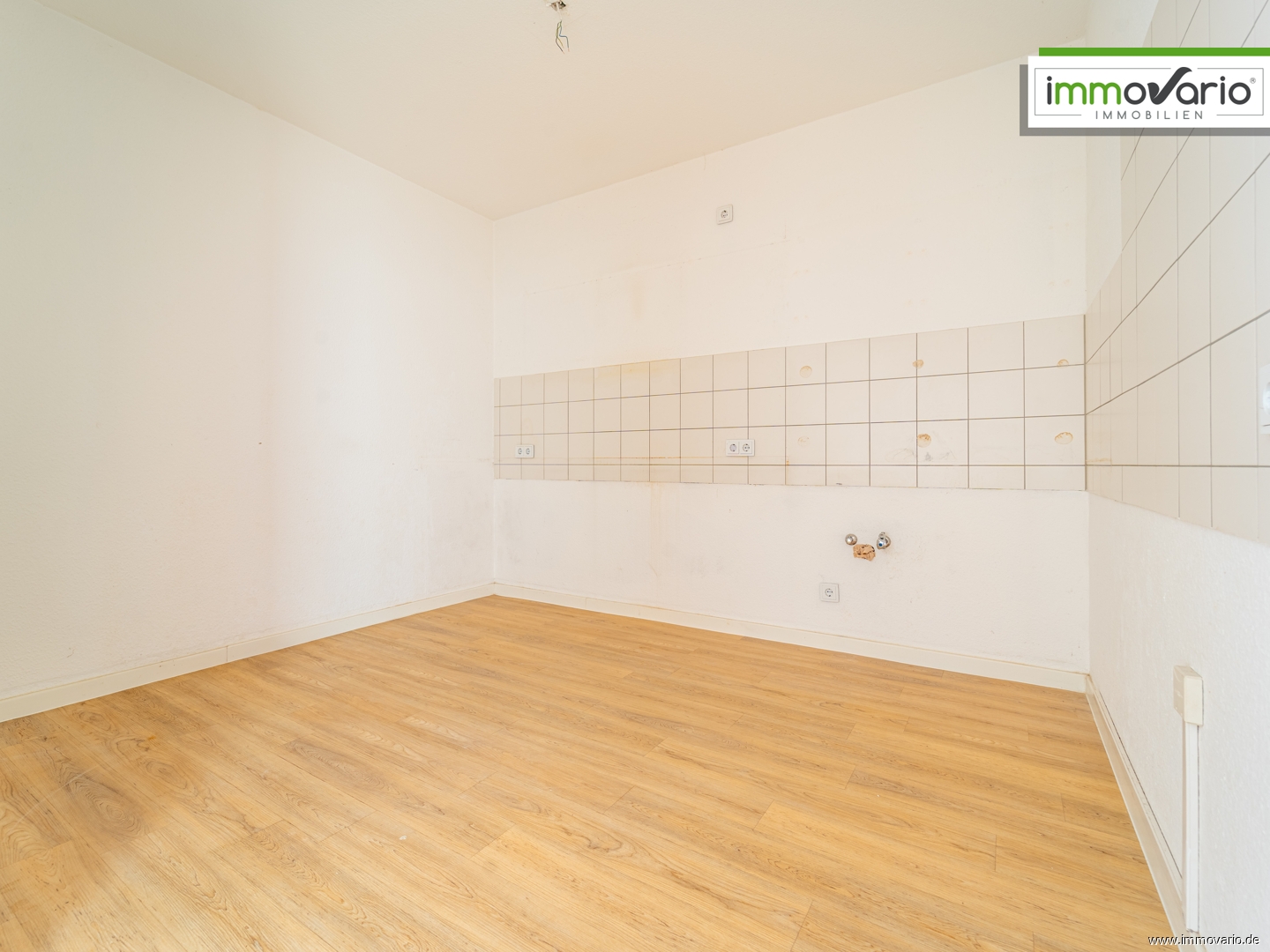 3-Raum-Dachgeschosswohnung mit Domblick und ca. 61m² großer Dachterrasse - Foto 1