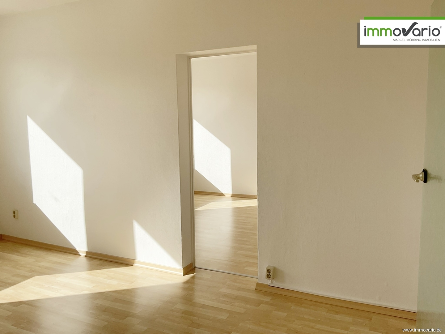 Einfache 2-Raum-Wohnung in gepflegtem Umfeld mit Einbauküche, Tageslichtbad & Wanne in Neue Neustadt - Foto 3