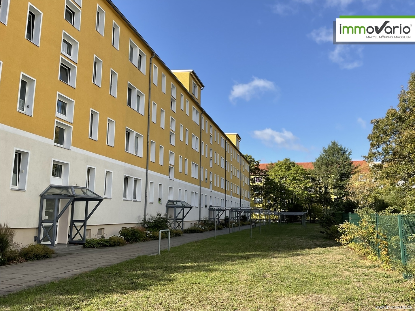 Einfache 2-Raum-Wohnung in gepflegtem Umfeld mit Einbauküche, Tageslichtbad & Wanne in Neue Neustadt - Foto 5