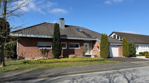 Straßenansicht