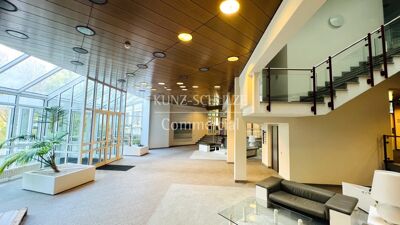 Büroflächen auf gesichertem Gelände