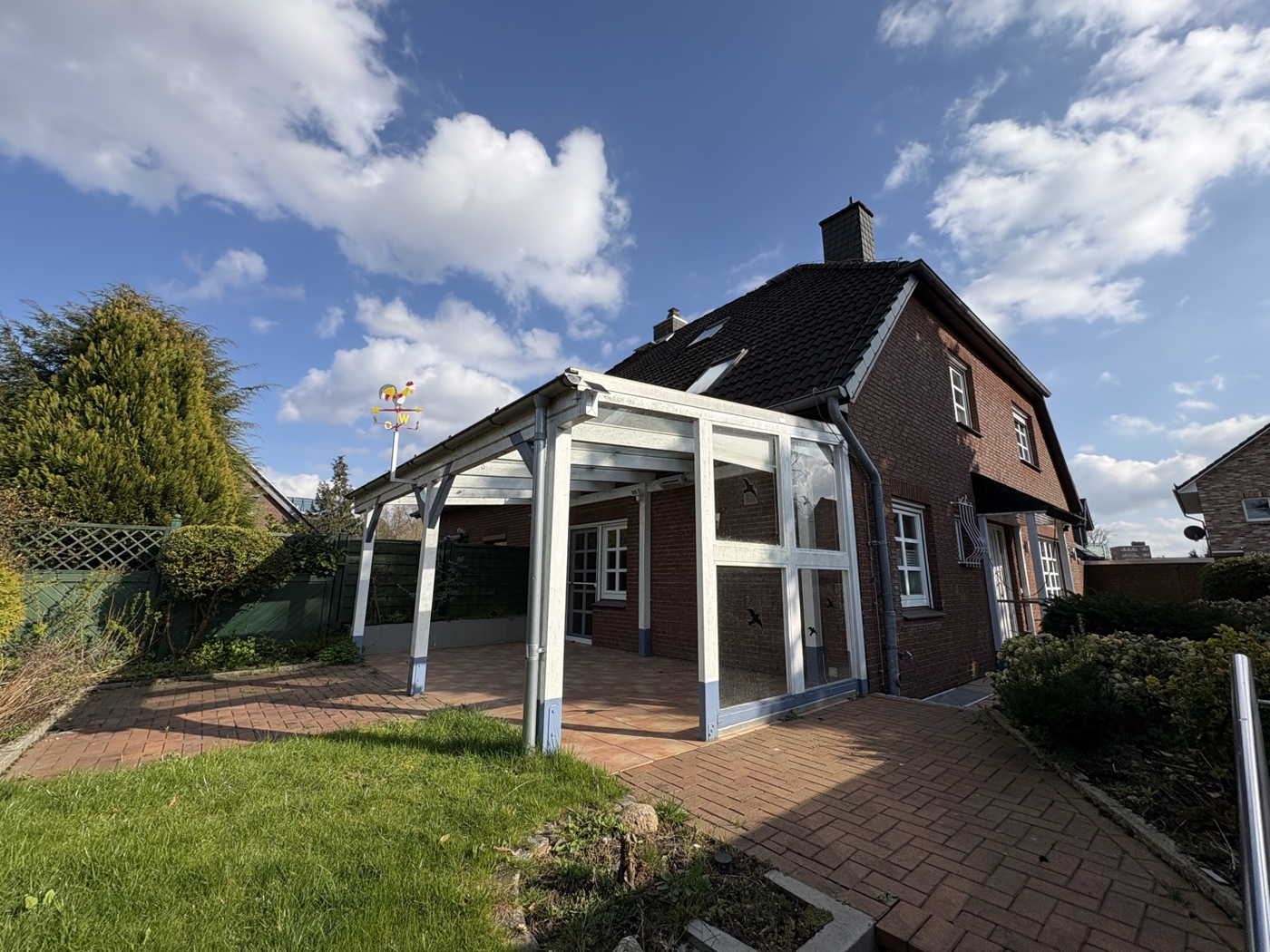 überdachter Terrassenbereich