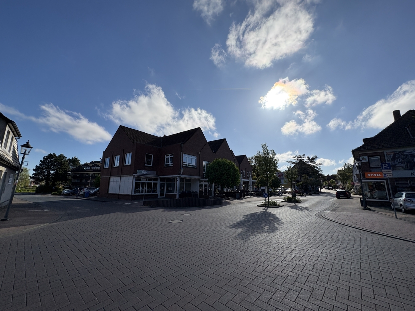 Seitenansicht links weitere Entfernung