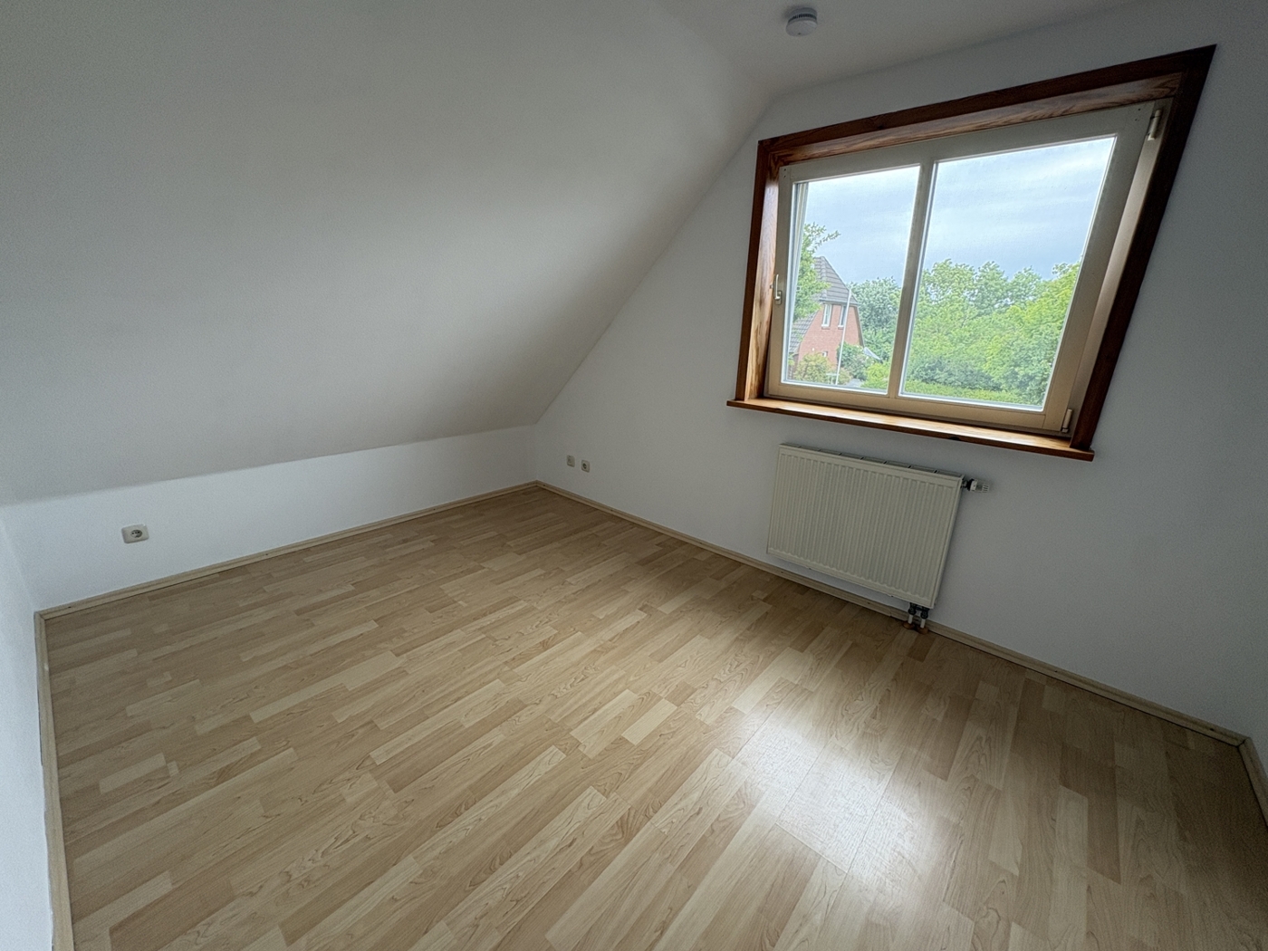Schlafzimmer 1 DG