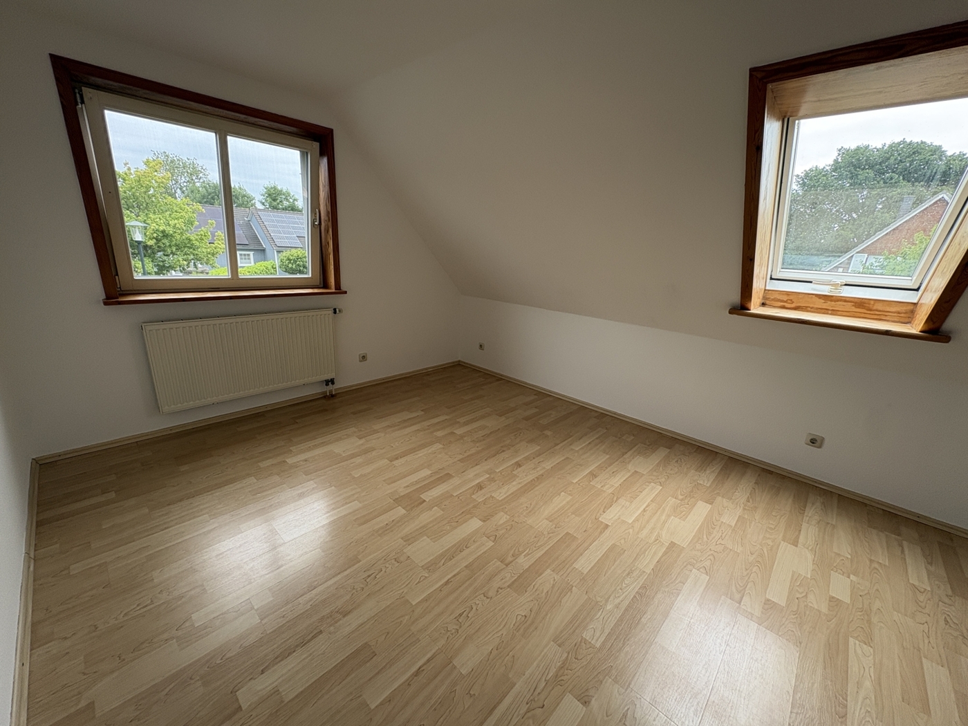 Schlafzimmer 2 DG