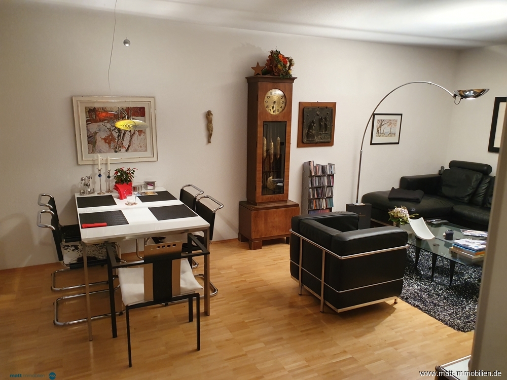 Essbereich im Wohnzimmer