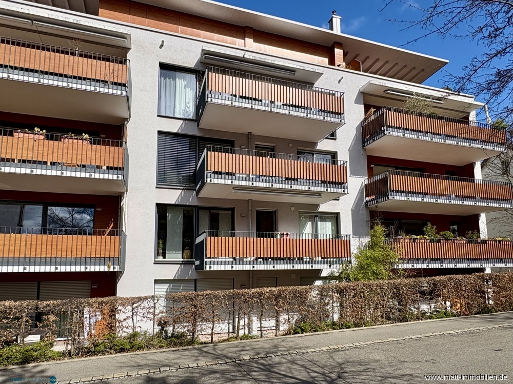 Südseite mit Terrasse