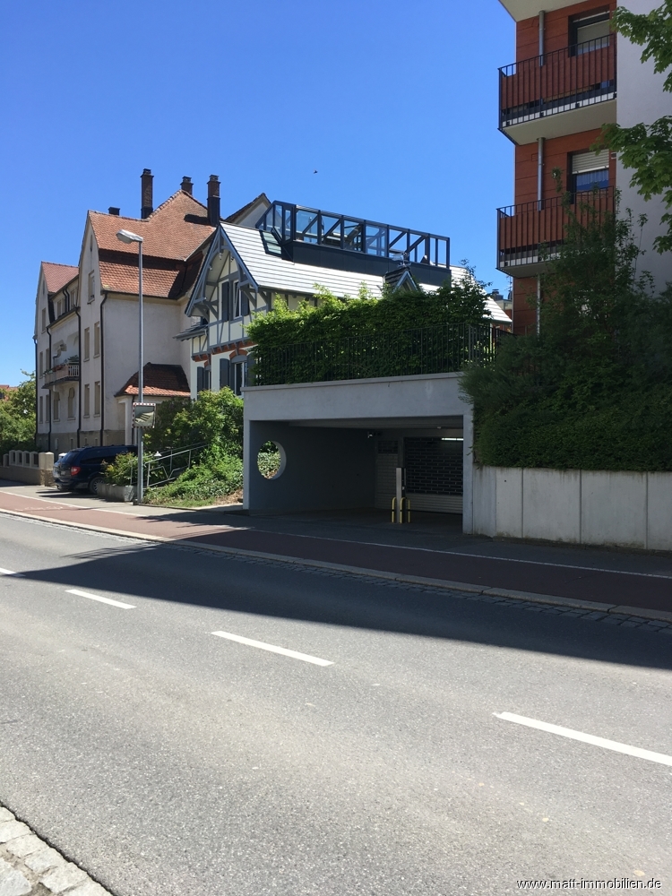 Ein-und Ausfahrt