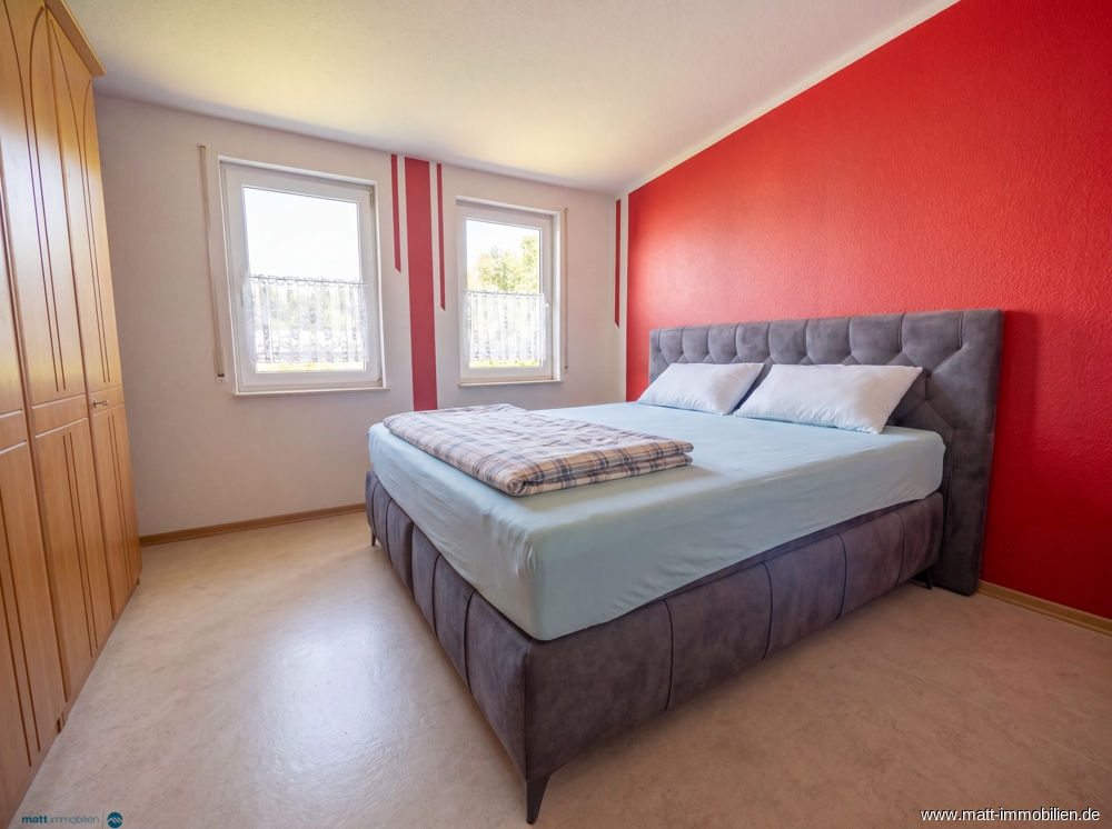 Virtuelle Bearbeitung: Eltern Schlafzimmer 2