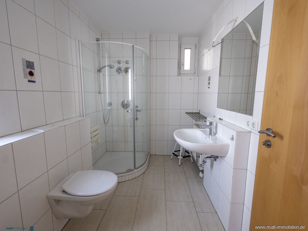 Bad mit Dusche