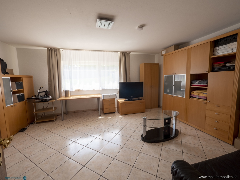 Wohn-Schlafzimmer KG