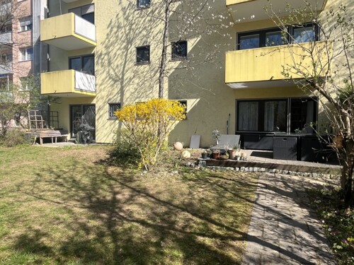 Ansicht mit 2 Terrassen