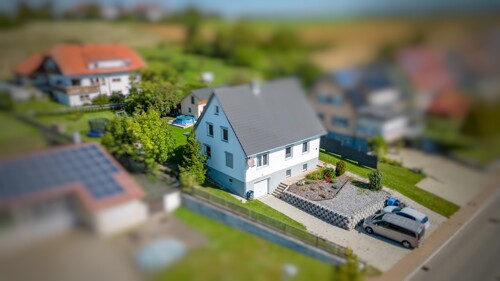 Charmantes Familienparadies in Stetten ob Rottweil: Raum, Komfort und ländliche Ruhe vereint