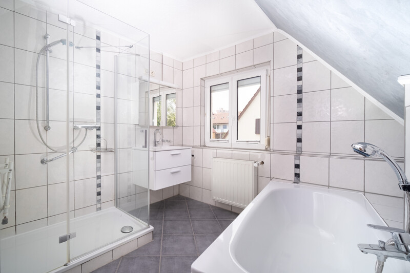 Badezimmer - Dachgeschoss