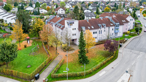 Erdgeschoss Wohnung mit Terrasse und Tiefgarage