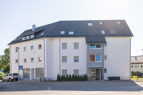 LEBENSQUALITÄT IM ZENTRUM: RUHIGE UND MODERNE 1,5-ZIMMER-WOHNUNG ZUM VERKAUF