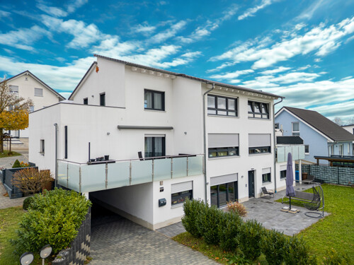 Mehrgenerationenhaus mit drei großen Wohneinheiten