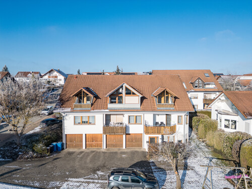 Lichtdurchflutet wohnen mit Balkon & Garage