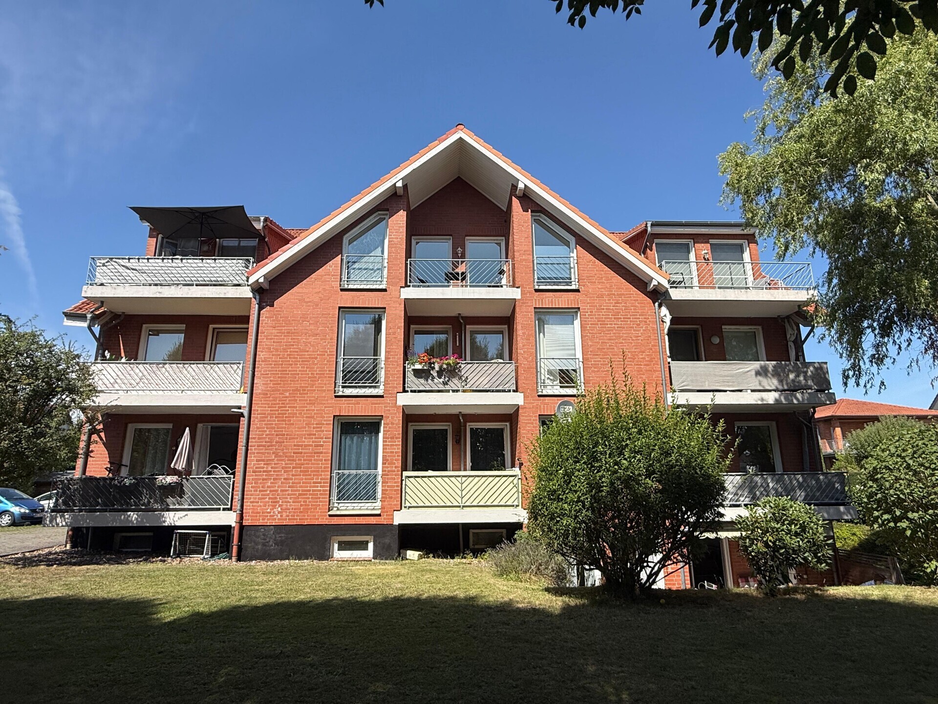 Mehrfamilienhaus aus 1997 in Top-Lage - 10 Jahre Nachbindungsfrist a.G. öffentlicher Förderung