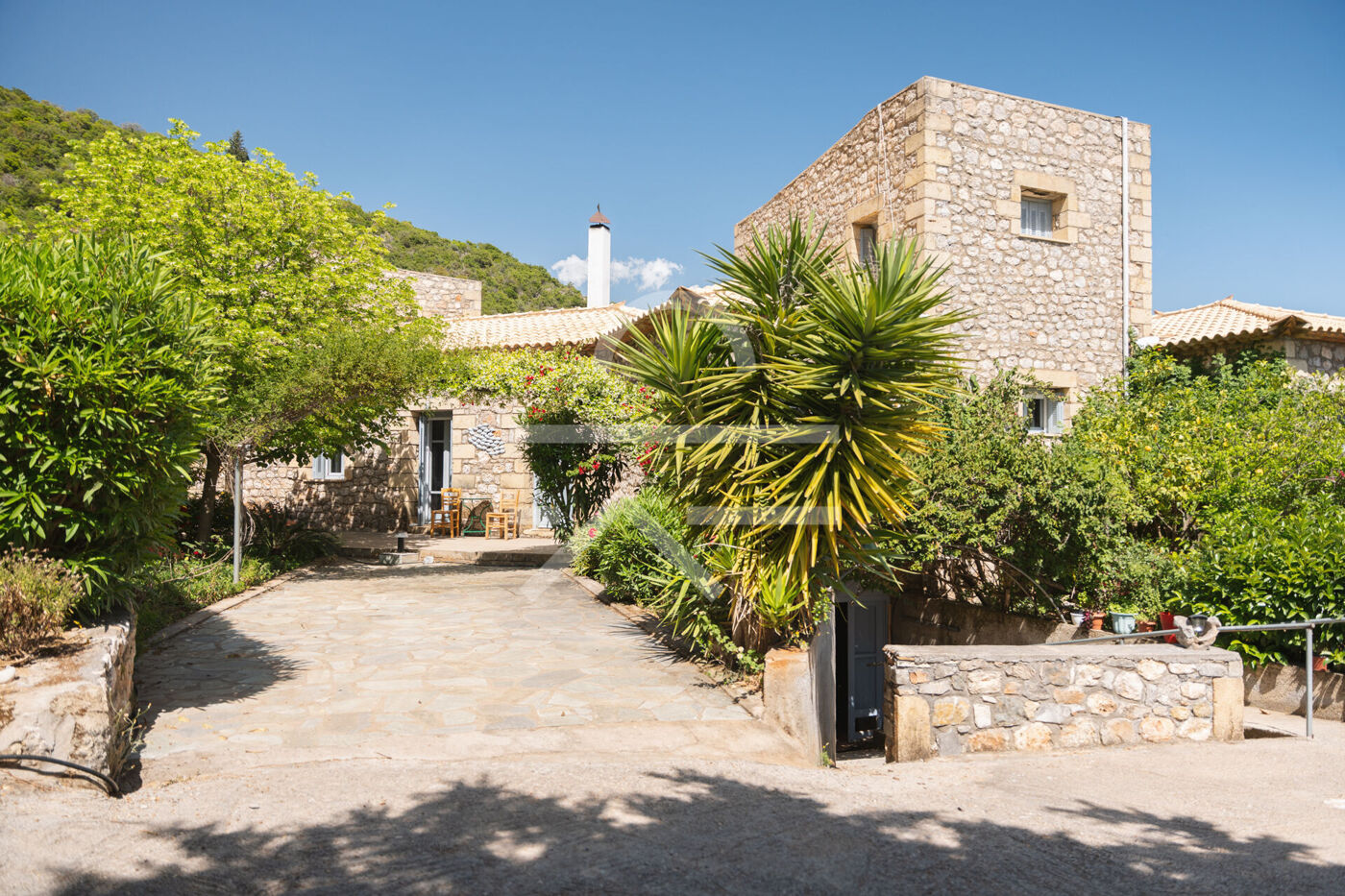 Old Kardamily House-6