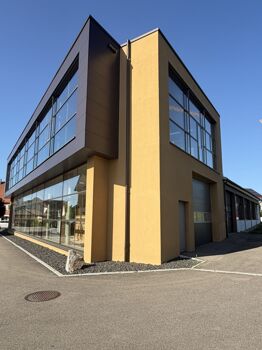 Gebäude Südseite Baujahr 2017