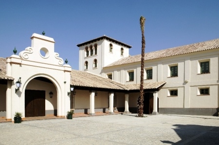 Patio de Aperos