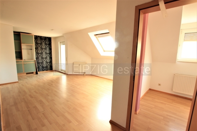 Wz + halbes Zimmer