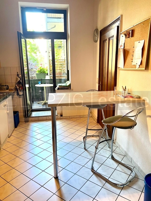 Gemeinschaftsküche mit Balkon