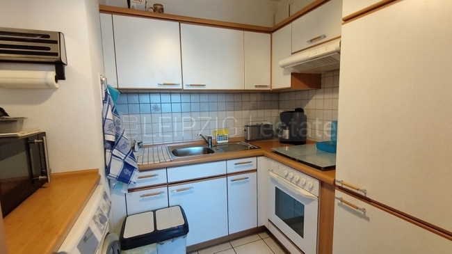 Küche mit Einbauküche