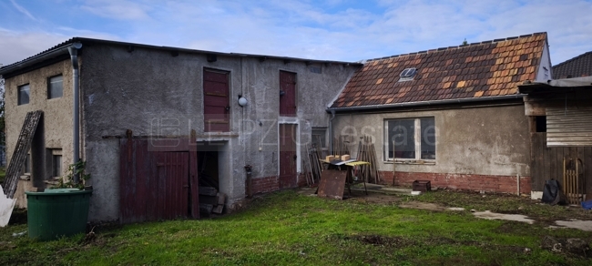 Schuppen, Stall, Garage