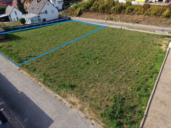 Grundstück