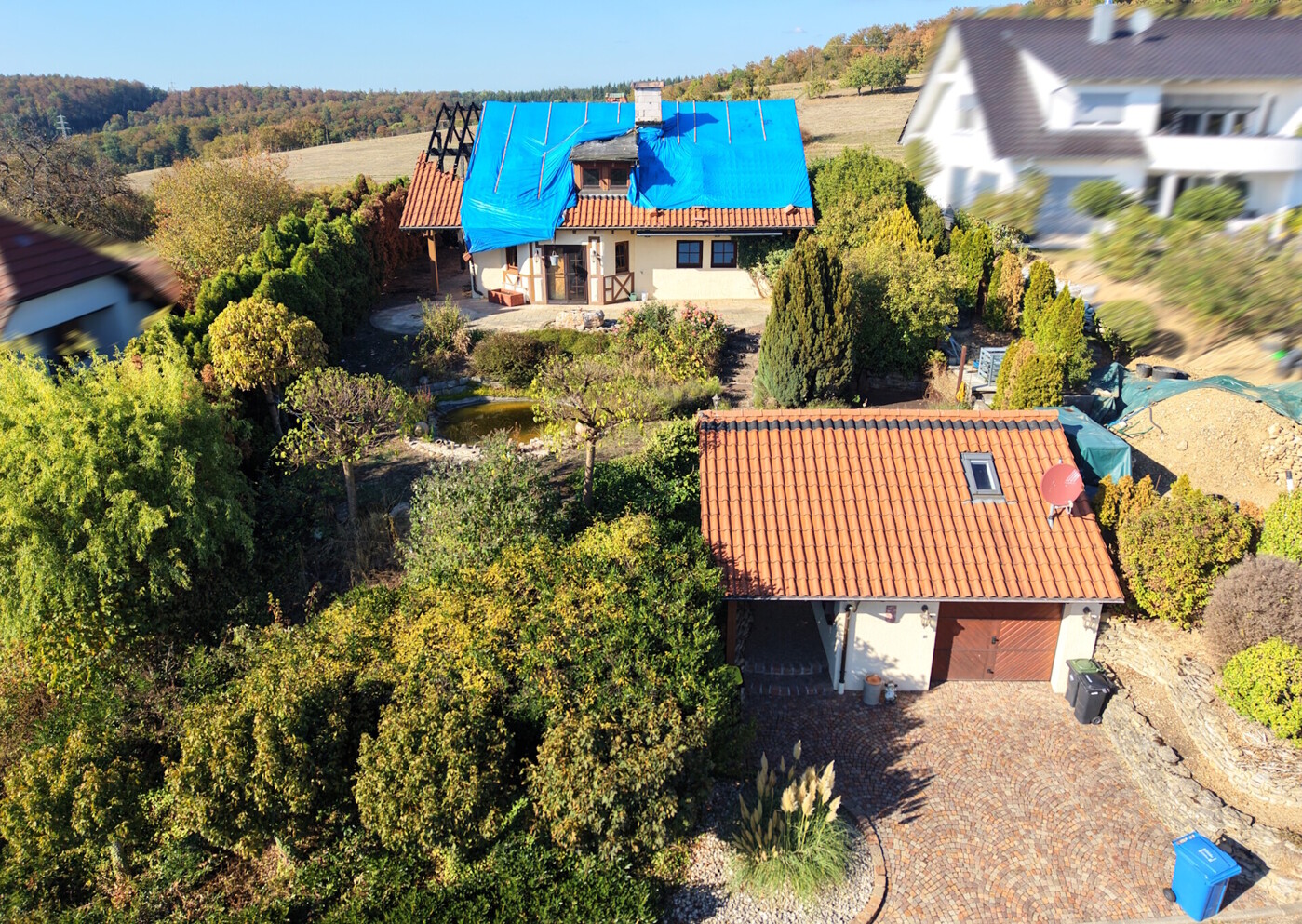 Ansicht Haus / Grundstück