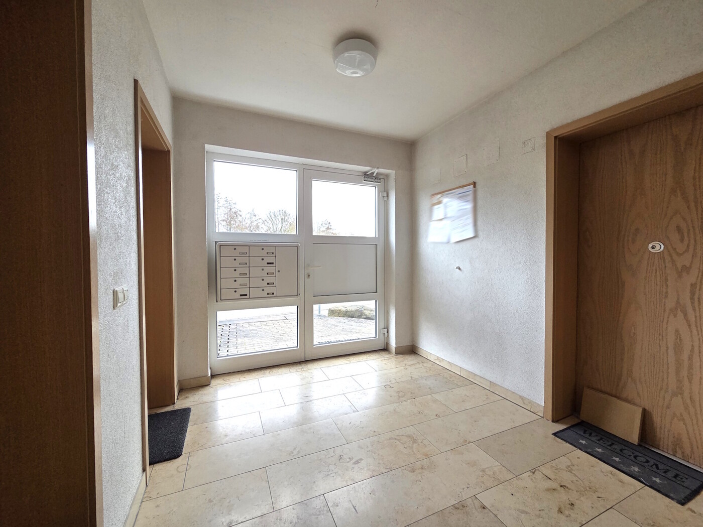 Hauseingang / Treppenhaus