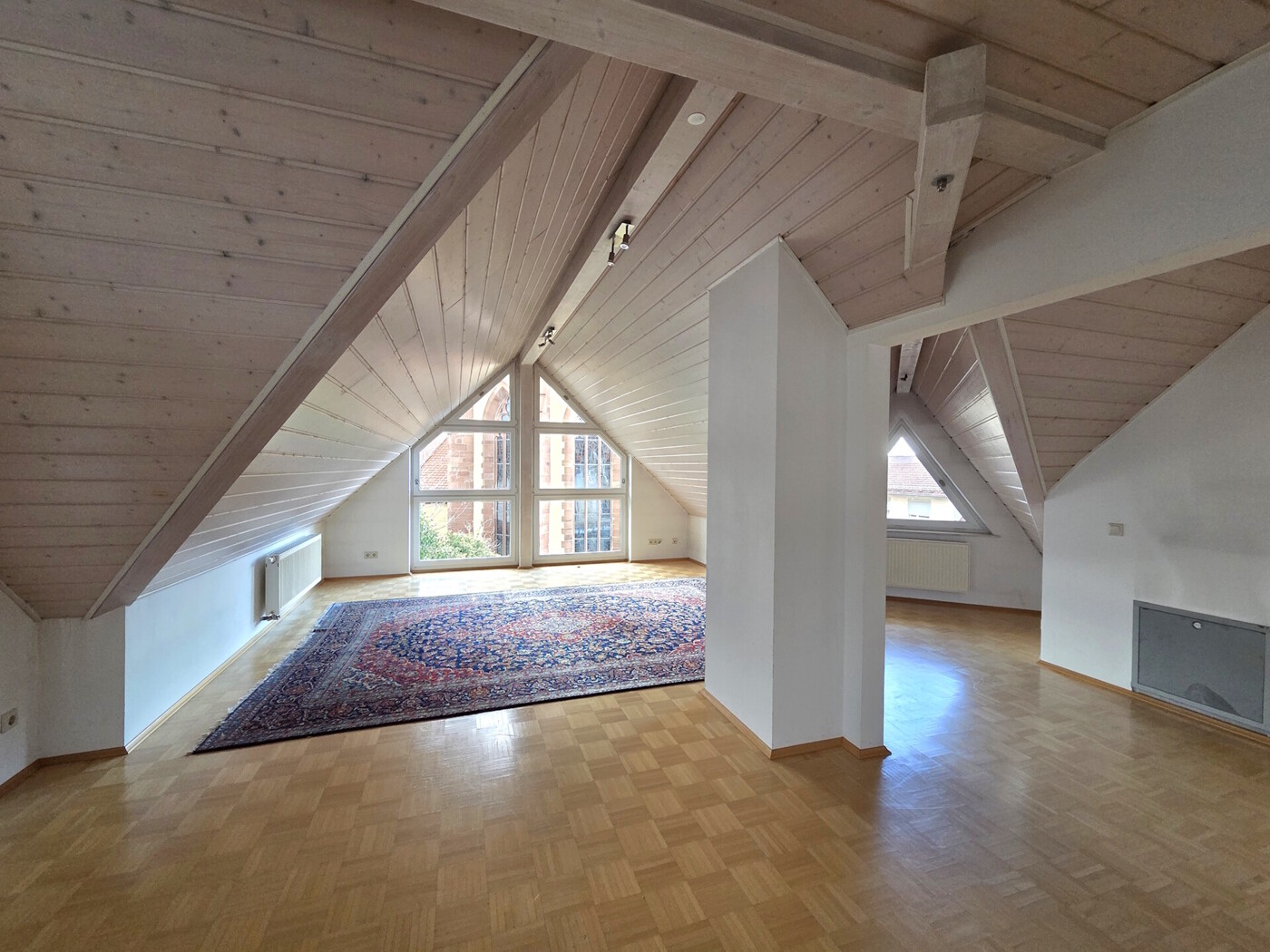 Wohn-/Esszimer DG-Wohnung