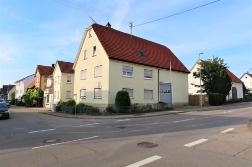 Straßenansicht