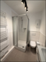 Duschbad u. WC 2