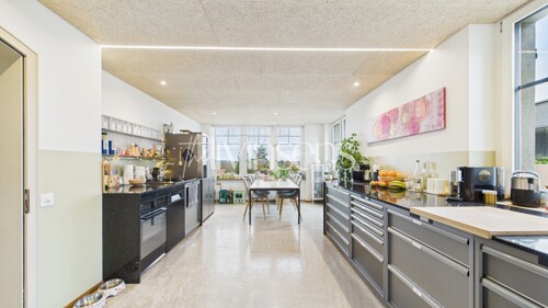 CAM03339G0-PR0728-STILL020