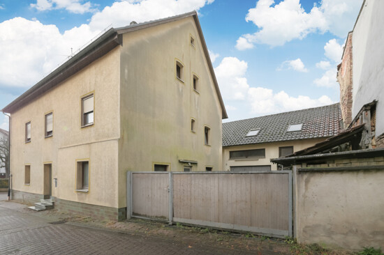 Straßenansicht