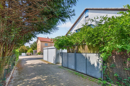 Zuwegung zum Haus