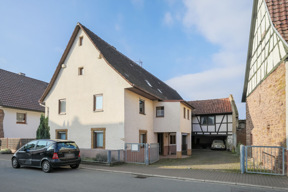 Straßenansicht