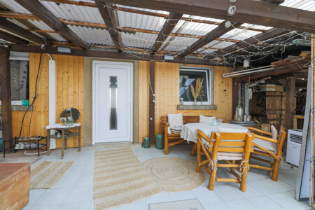 überdachter Freisitz