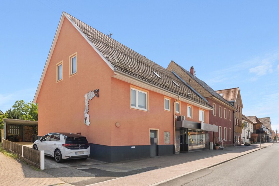 Straßenansicht