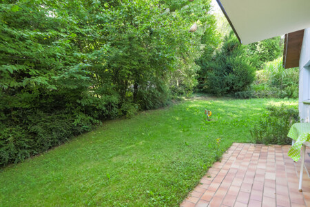 Seitenterrasse Küche EG