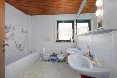 Badezimmer OG
